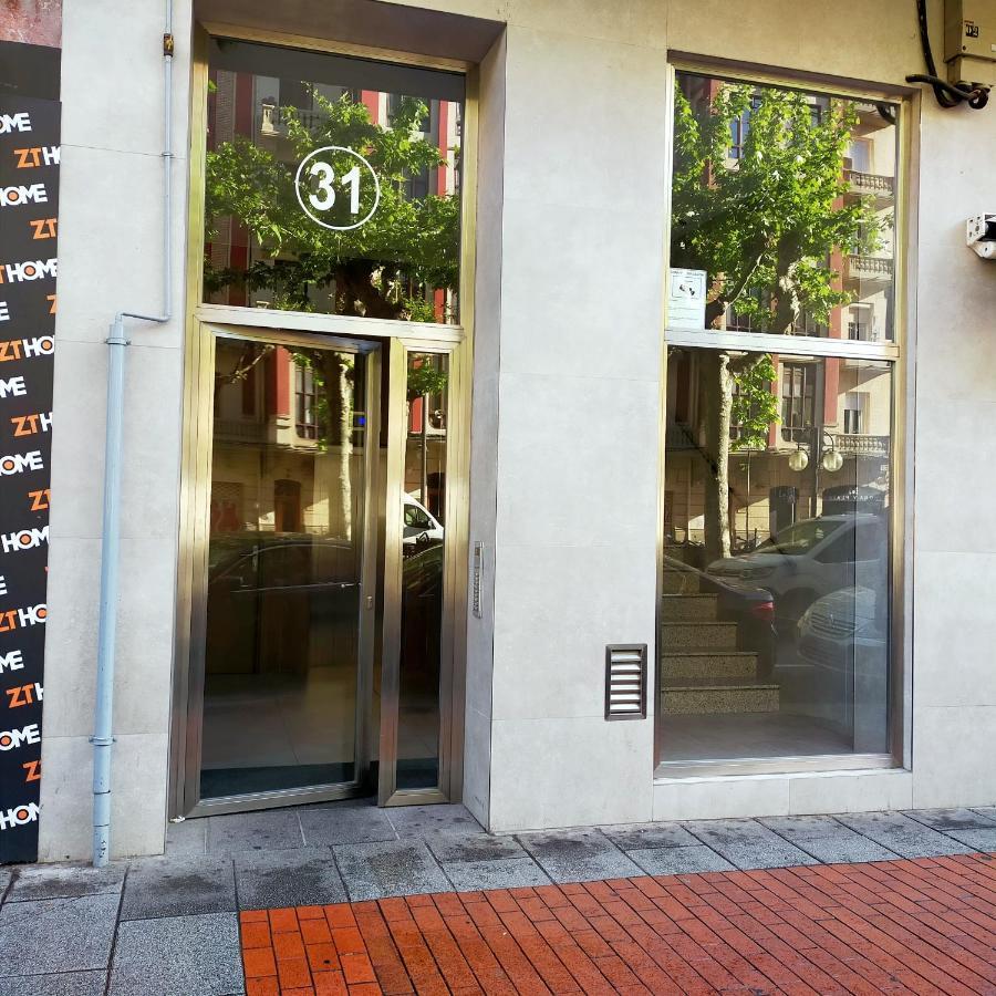 La Puerta Al Centro De Logrono Vino Crianza Y Desayuno Incluidos Lägenhet Exteriör bild